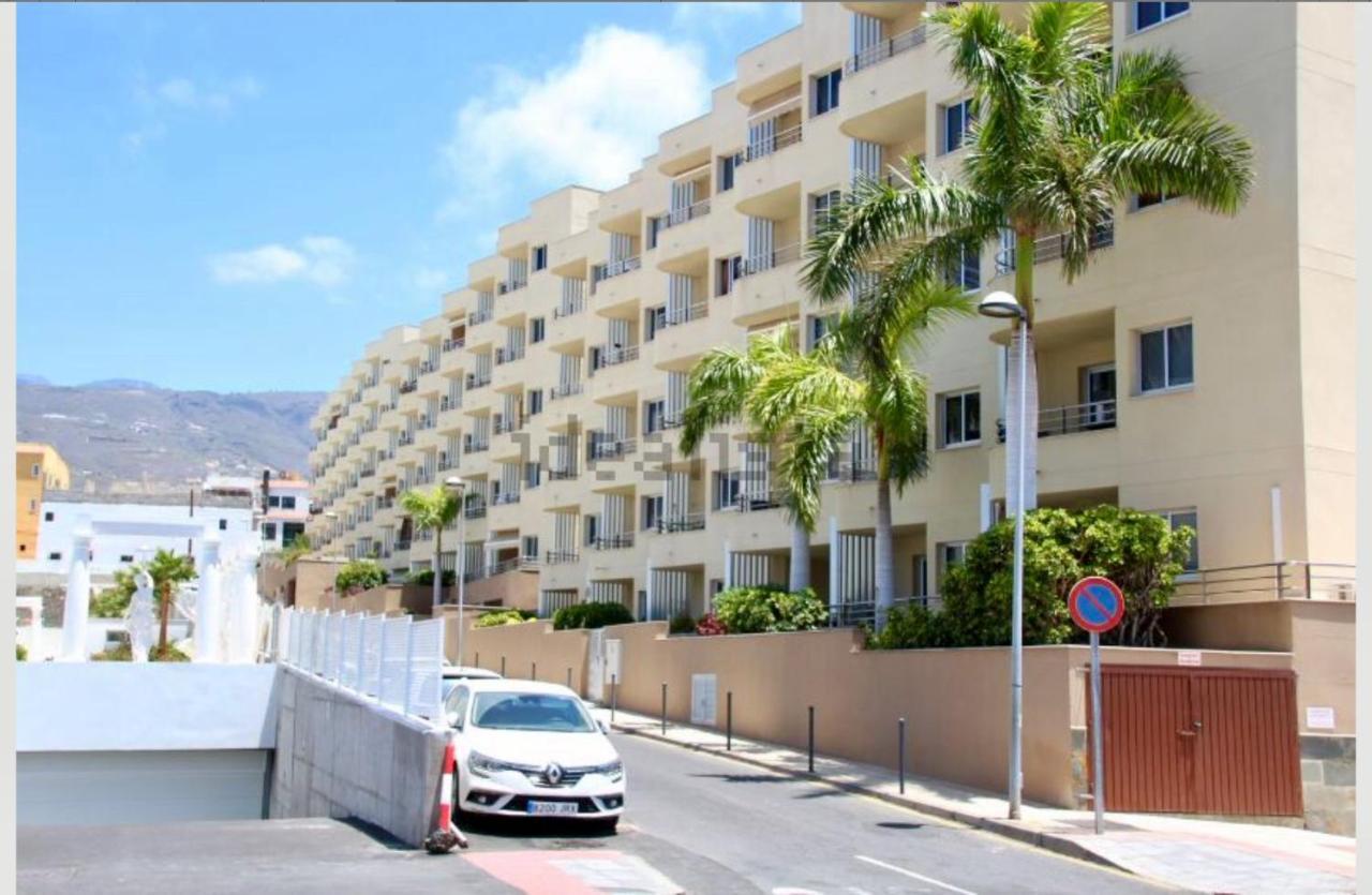 A Playa Paraiso (Tenerife)